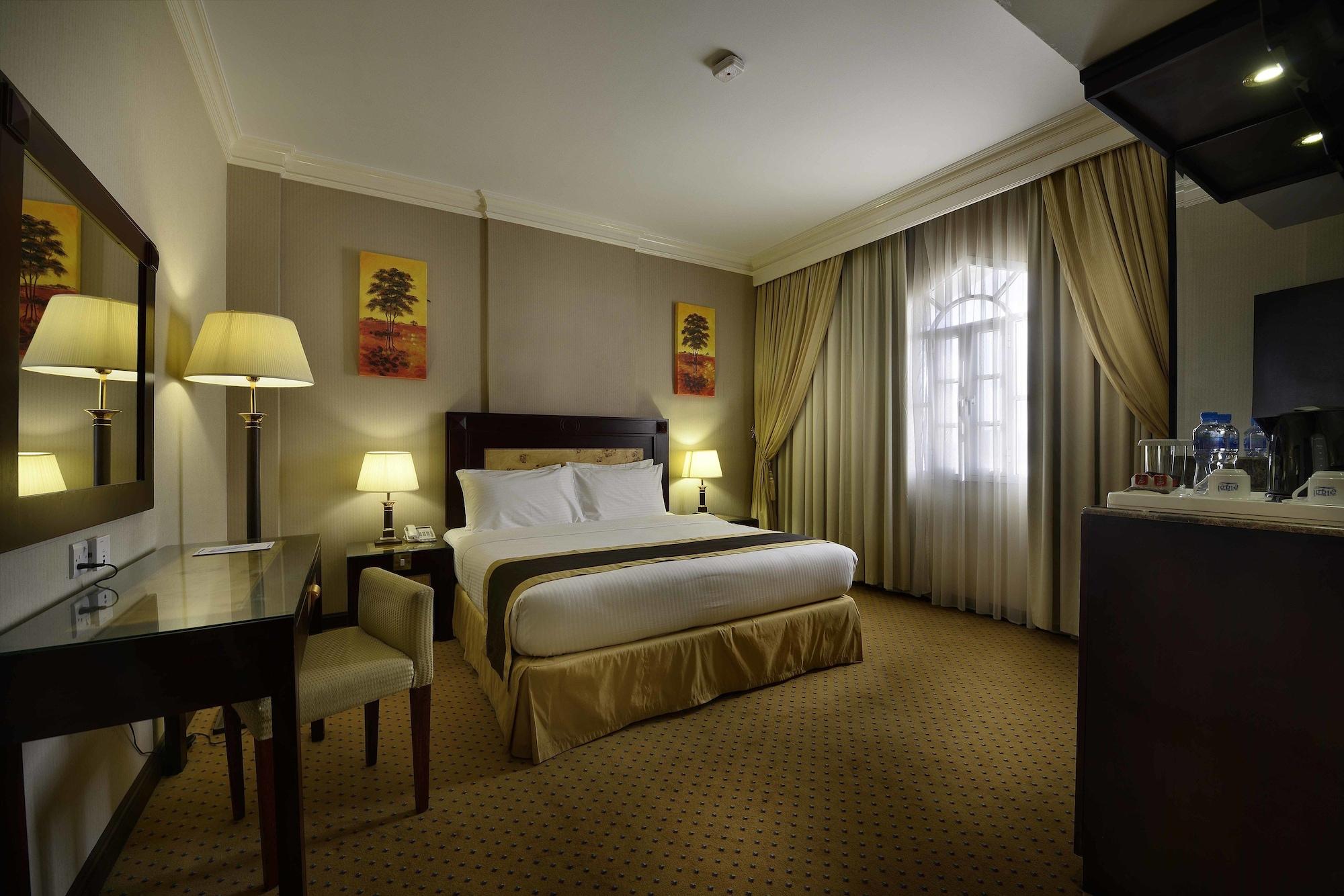Caesar Hotel Maskat Exteriér fotografie